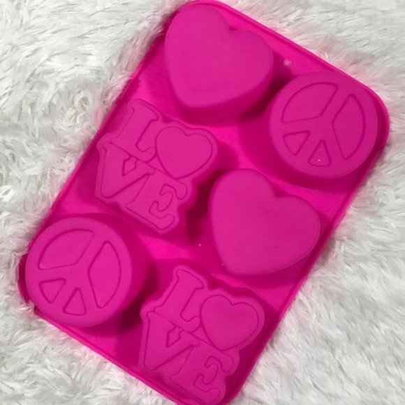 NWOT Set of 3 Love Me Rose Love Peace Heart Silicone Soap Cake Molds Set - Picture 6 of 10